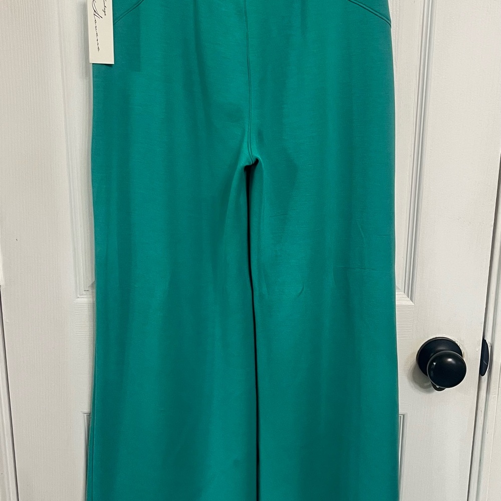 NWT Vintage Havana wide leg scuba sweatpants